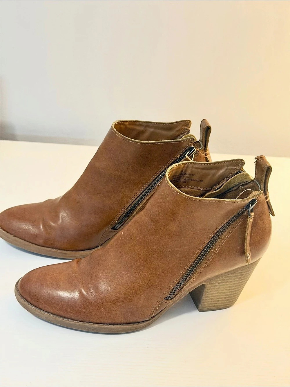 DV by Dolce Vita Ankle Boots
